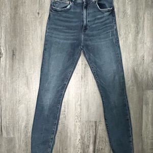 Zara Women’s High Rise Skinny Jeana
